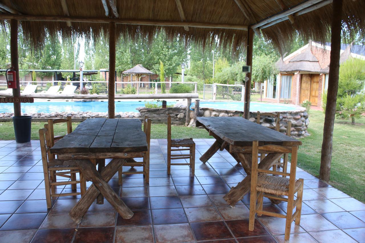 Cabanas El Pueblo Escondido Hotel ซานราฟาเอล ภายนอก รูปภาพ