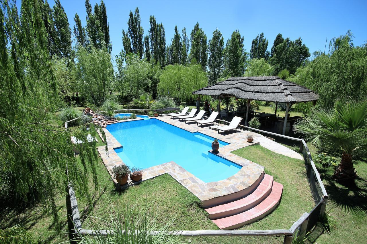 Cabanas El Pueblo Escondido Hotel ซานราฟาเอล ภายนอก รูปภาพ
