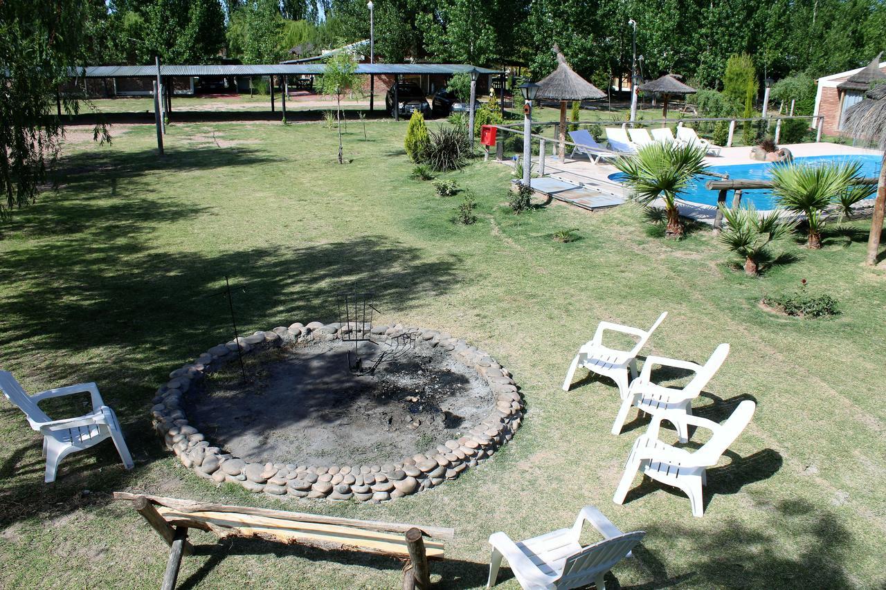Cabanas El Pueblo Escondido Hotel ซานราฟาเอล ภายนอก รูปภาพ