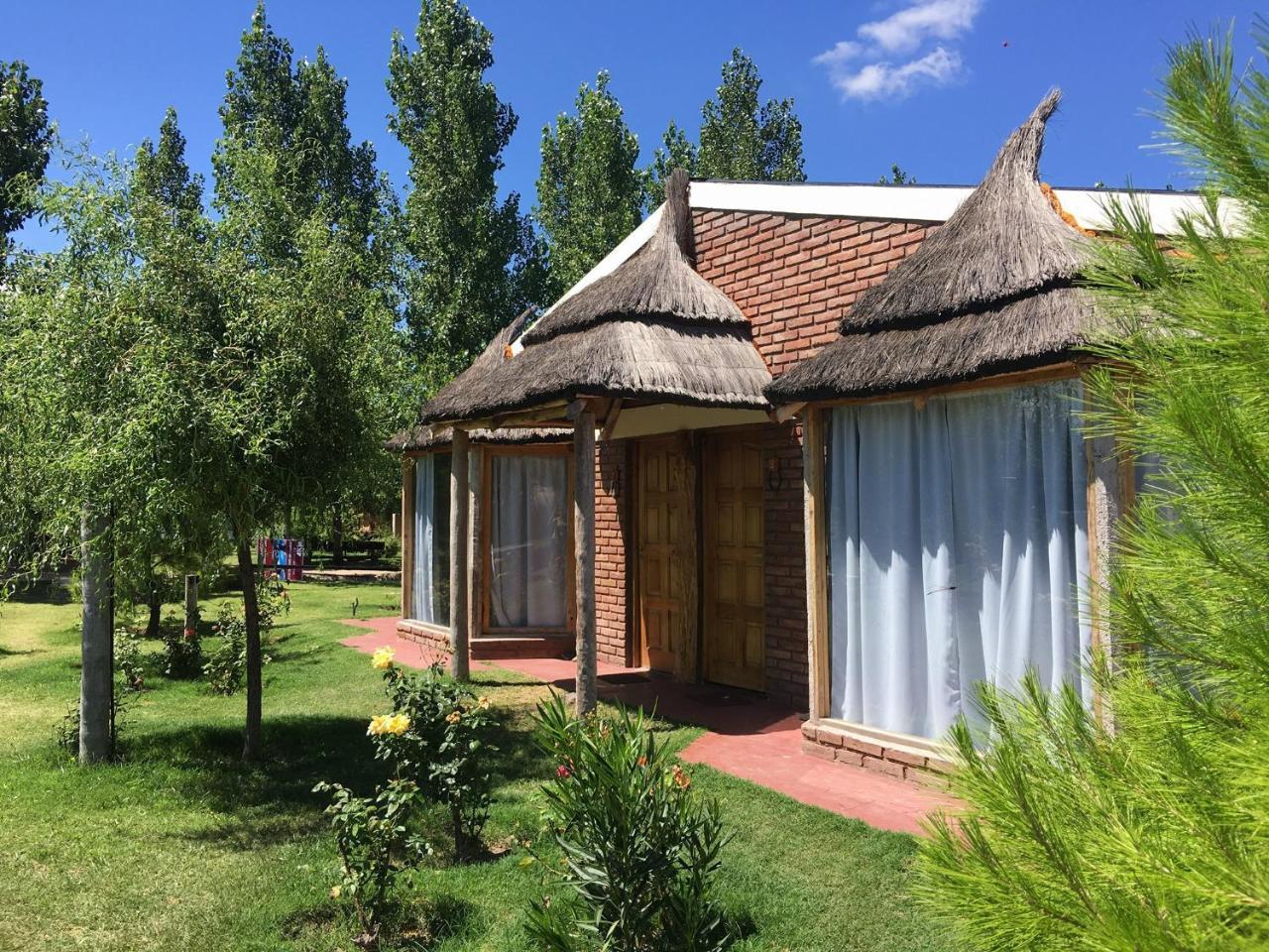 Cabanas El Pueblo Escondido Hotel ซานราฟาเอล ภายนอก รูปภาพ